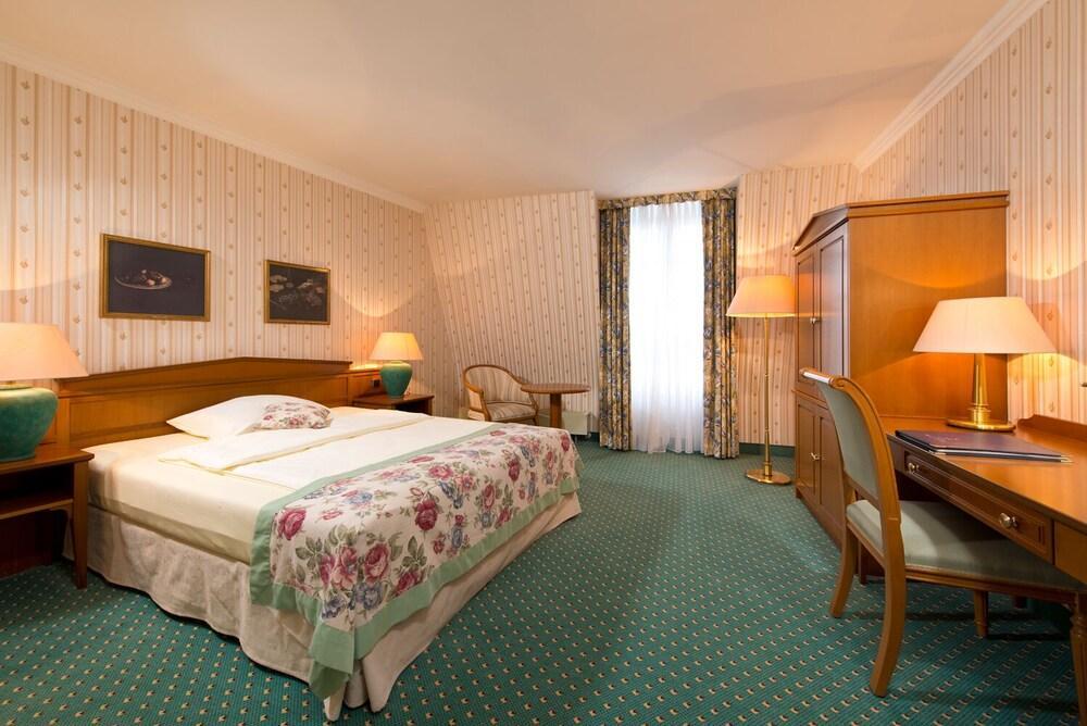 Hotel Am Schlosspark غوتا المظهر الخارجي الصورة
