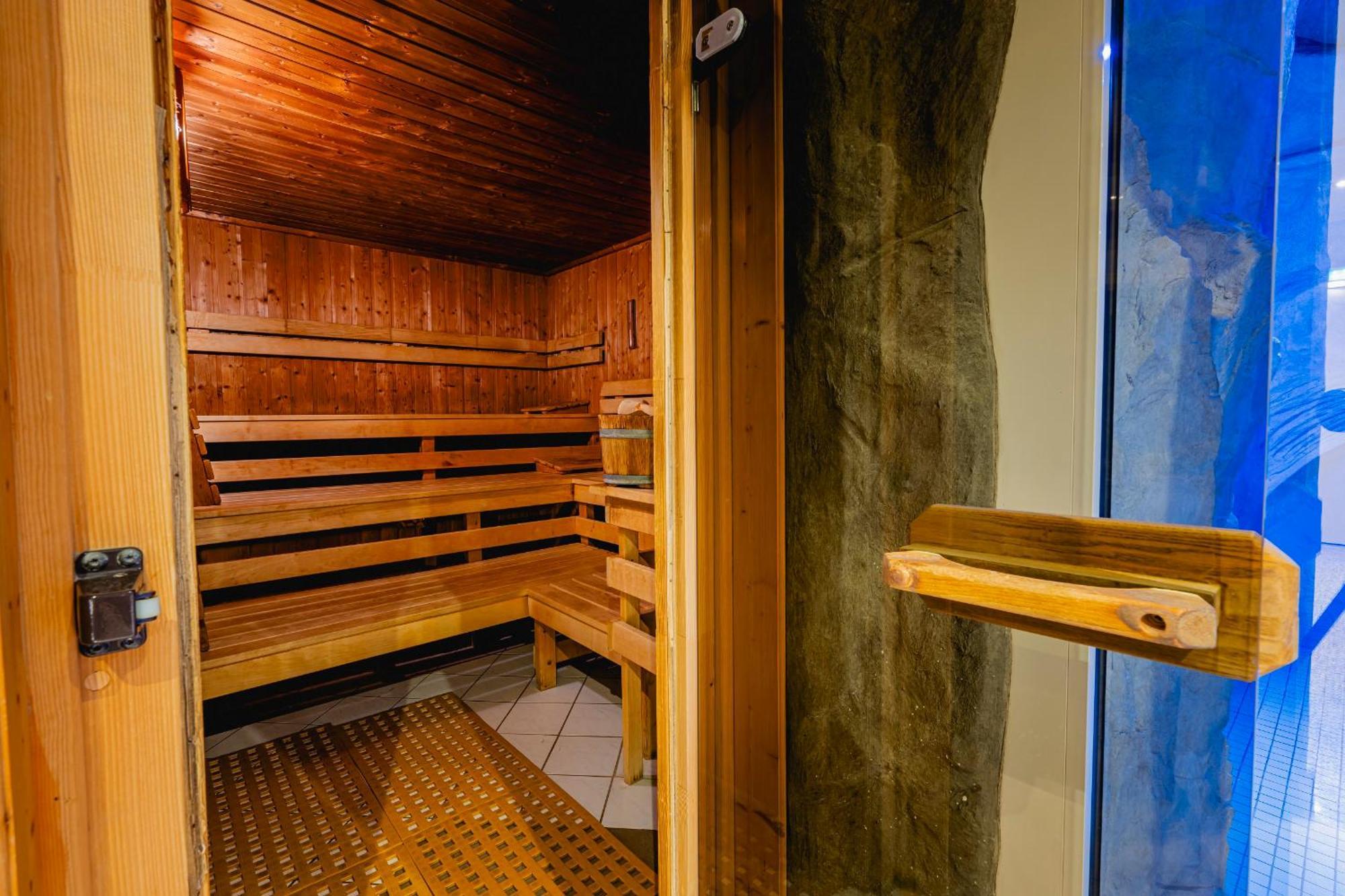 Hotel Am Schlosspark غوتا المظهر الخارجي الصورة